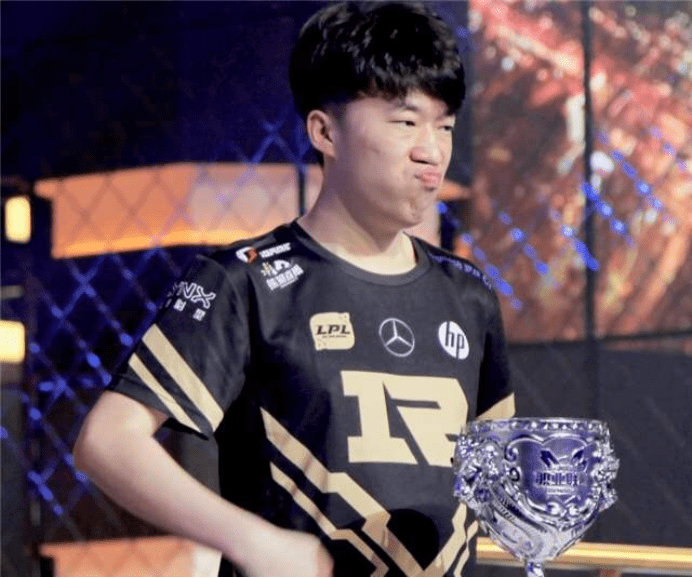 他的努力显 他的努力显