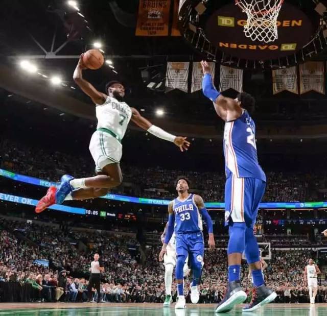 直努力拼搏 直努力拼搏