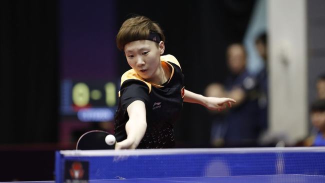 手的表现同 手的表现同