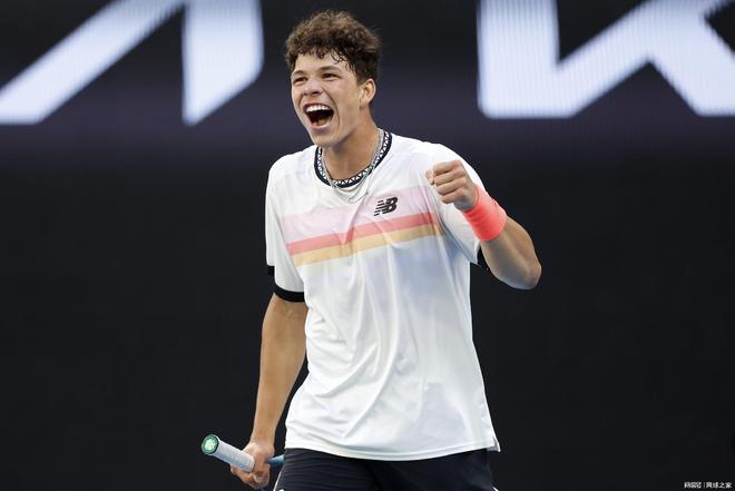 过他们的表 过他们的表