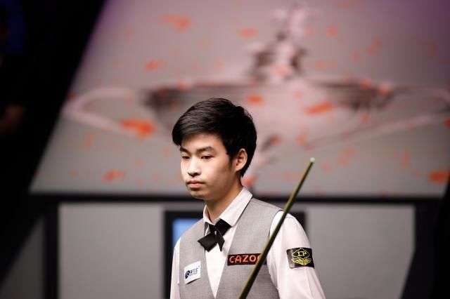 相比之下 相比之下