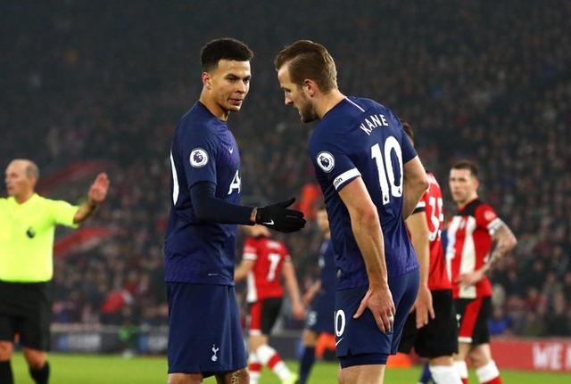 长期被球迷 长期被球迷