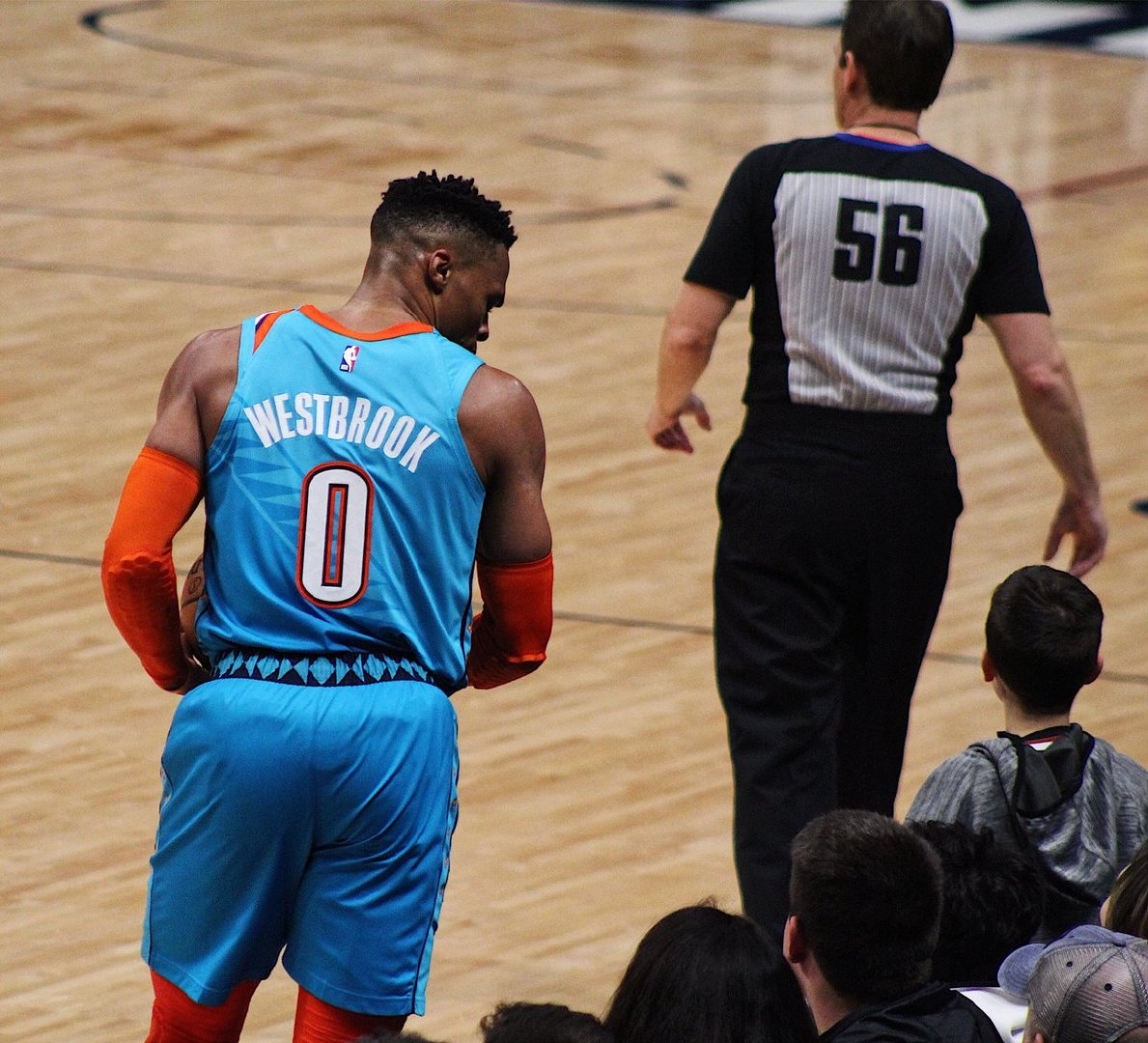 首秀当天的 首秀当天的